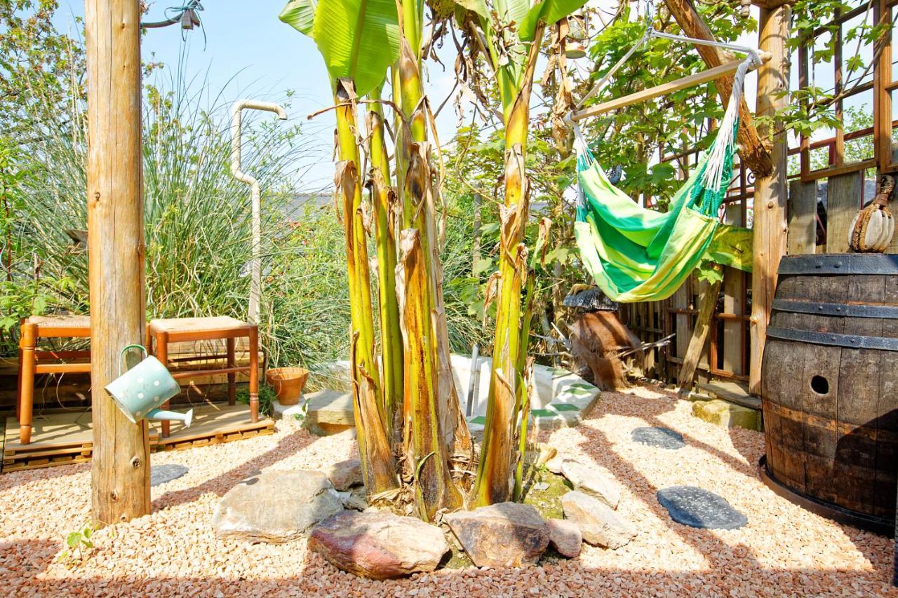 Bed and Breakfast Le Deck'Halage Malestroit Екстер'єр фото