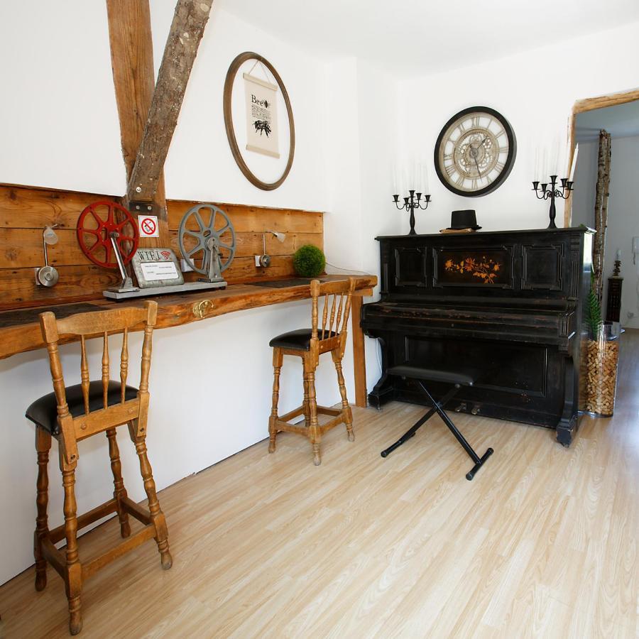 Bed and Breakfast Le Deck'Halage Malestroit Екстер'єр фото