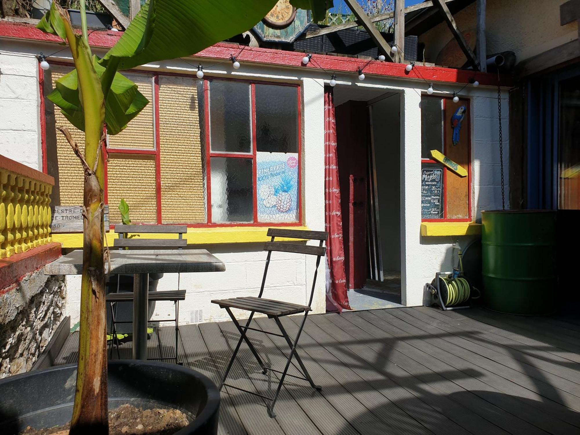 Bed and Breakfast Le Deck'Halage Malestroit Екстер'єр фото